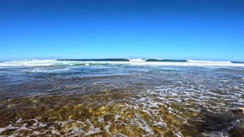 Western Australia surfing with no room for weak lines