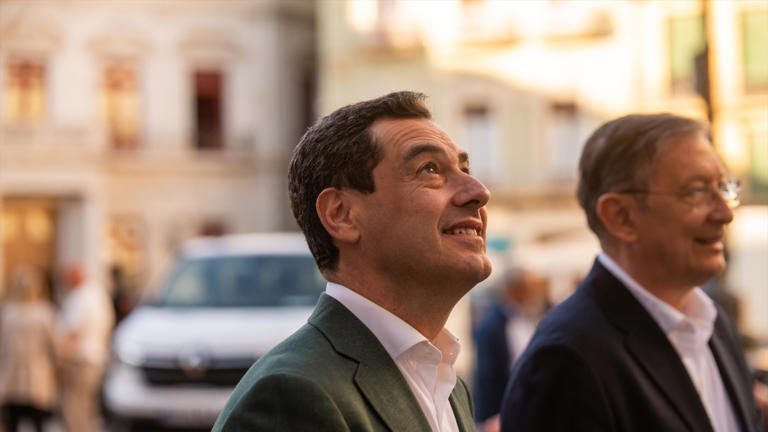 El entendimiento de PP y Vox complica la precampaña de Moreno Bonilla