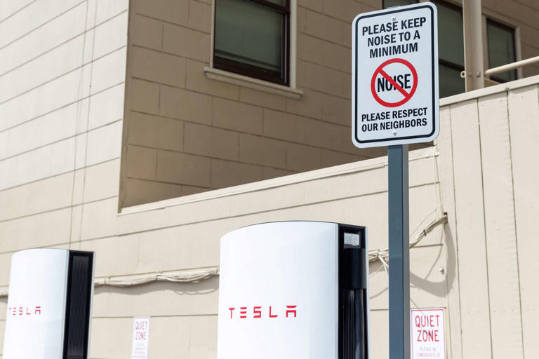 SF eyes new charging rules following mayhem at Tesla charging lot