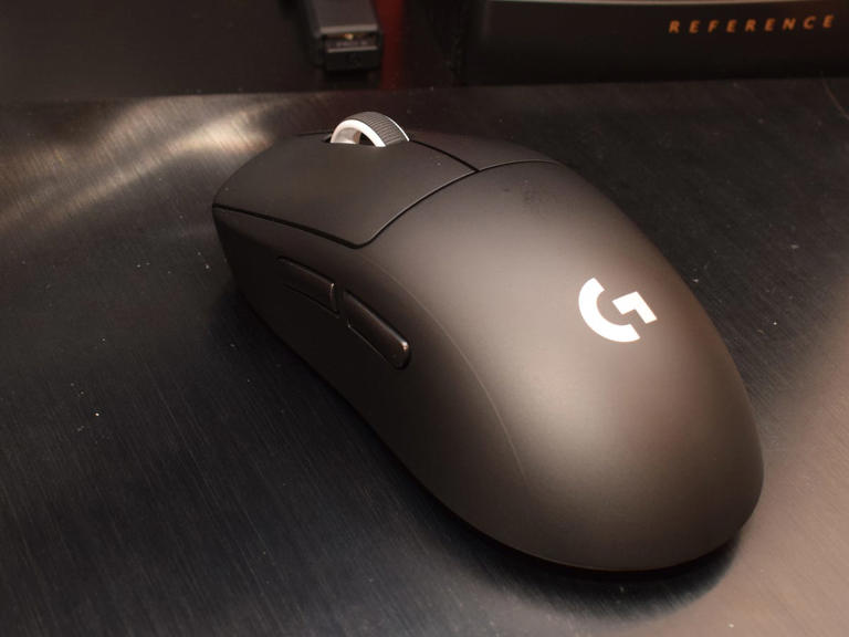 Logitech's superlight wireless mouse takes some getting used to, but it ...