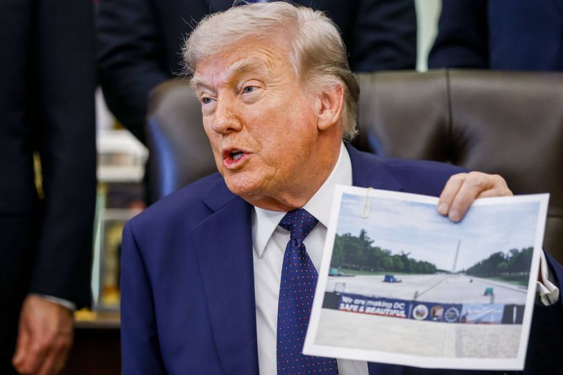 'Unwell' Donald Trump sparks health fears in interview as he appears to ...