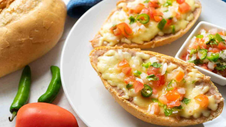Molletes para el desayuno: cómo transformar el clásico en un manjar gourmet