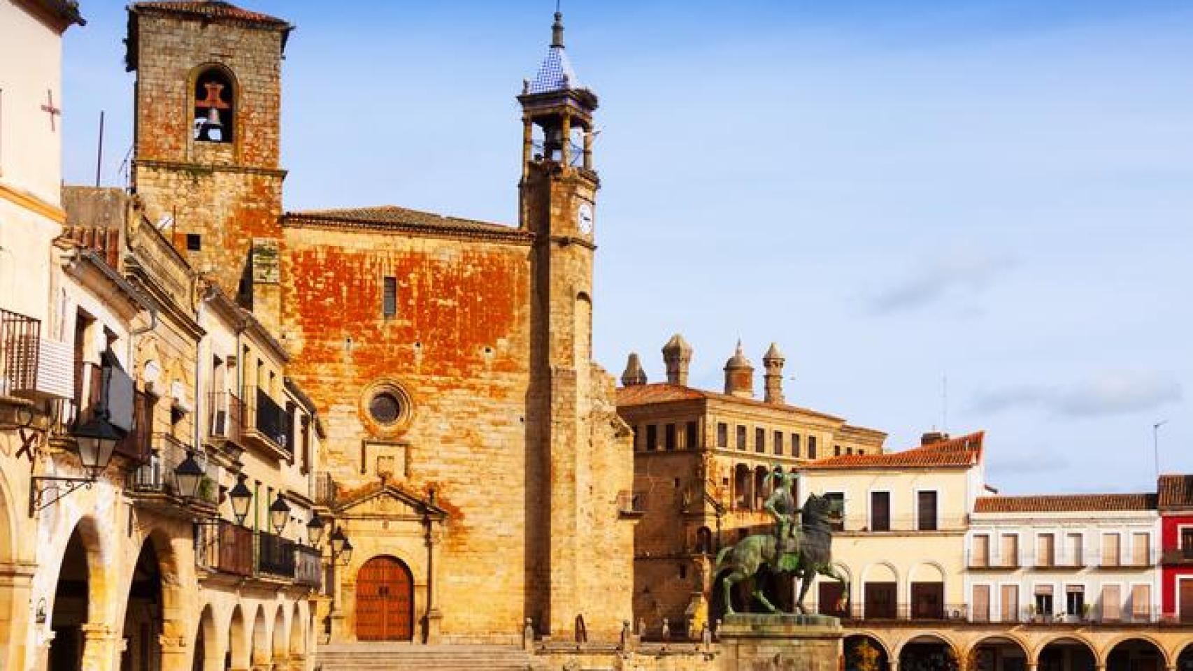 El pueblo ideal para comer el mejor queso y recorrer a pie paisajes ...