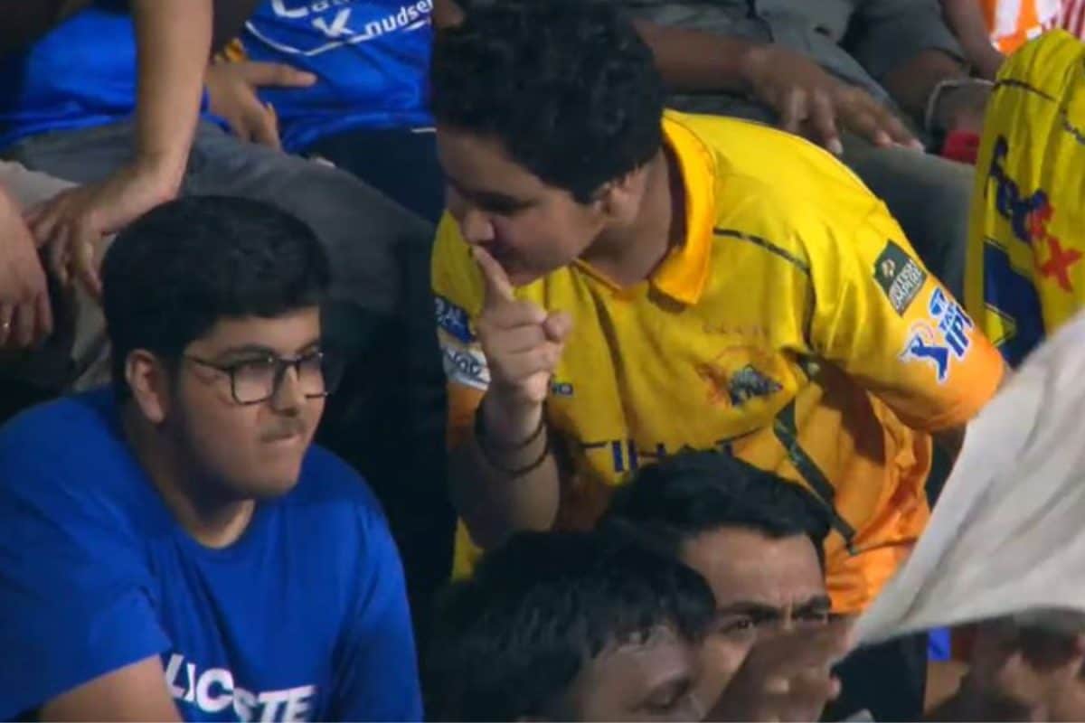 Bragging rights! CSK supporter 'shushes' MI fan at Wankhede in viral ...