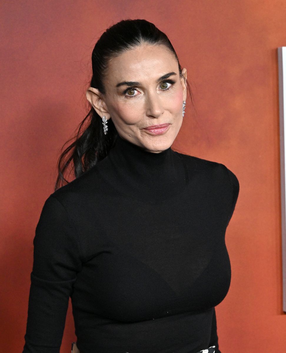 Demi Moore's ponytail Why everyone is obsessed with her viral high