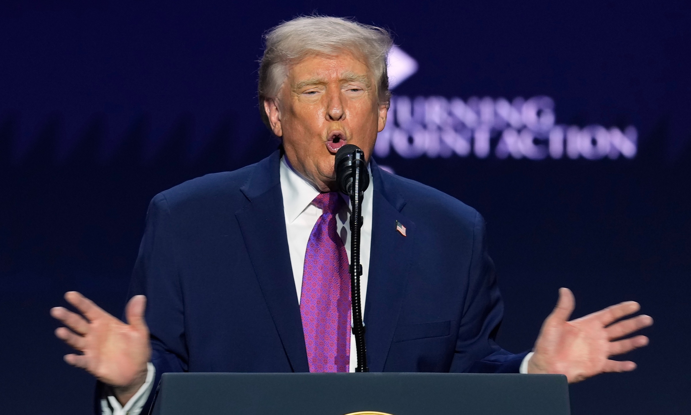 Ông Trump ra lệnh hủy diệt tàu Iran rải thủy lôi ở Hormuz