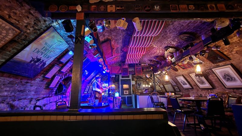 The underground Missouri music cellar inside a limestone cave that ...