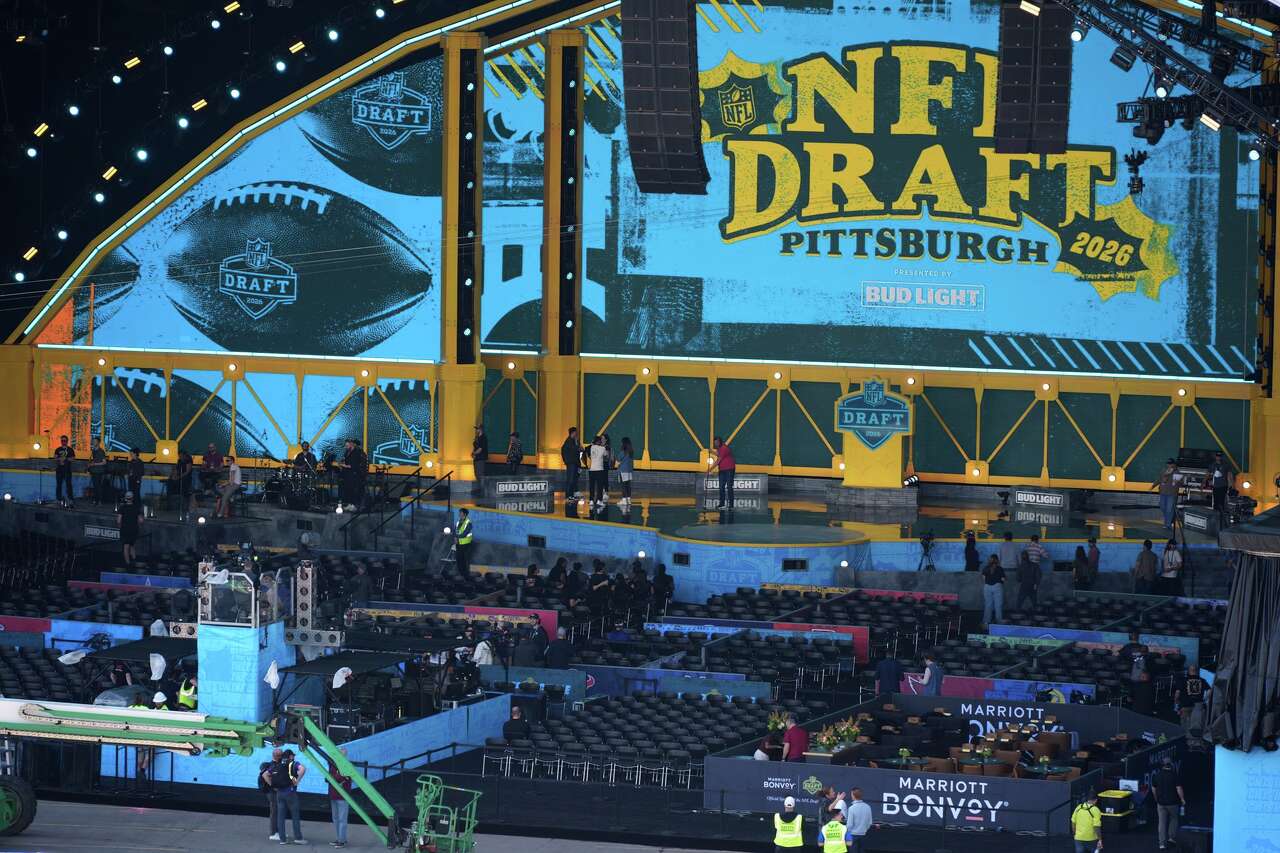 The 2026 NFL draft starts tonight withe the first round: What to know ...