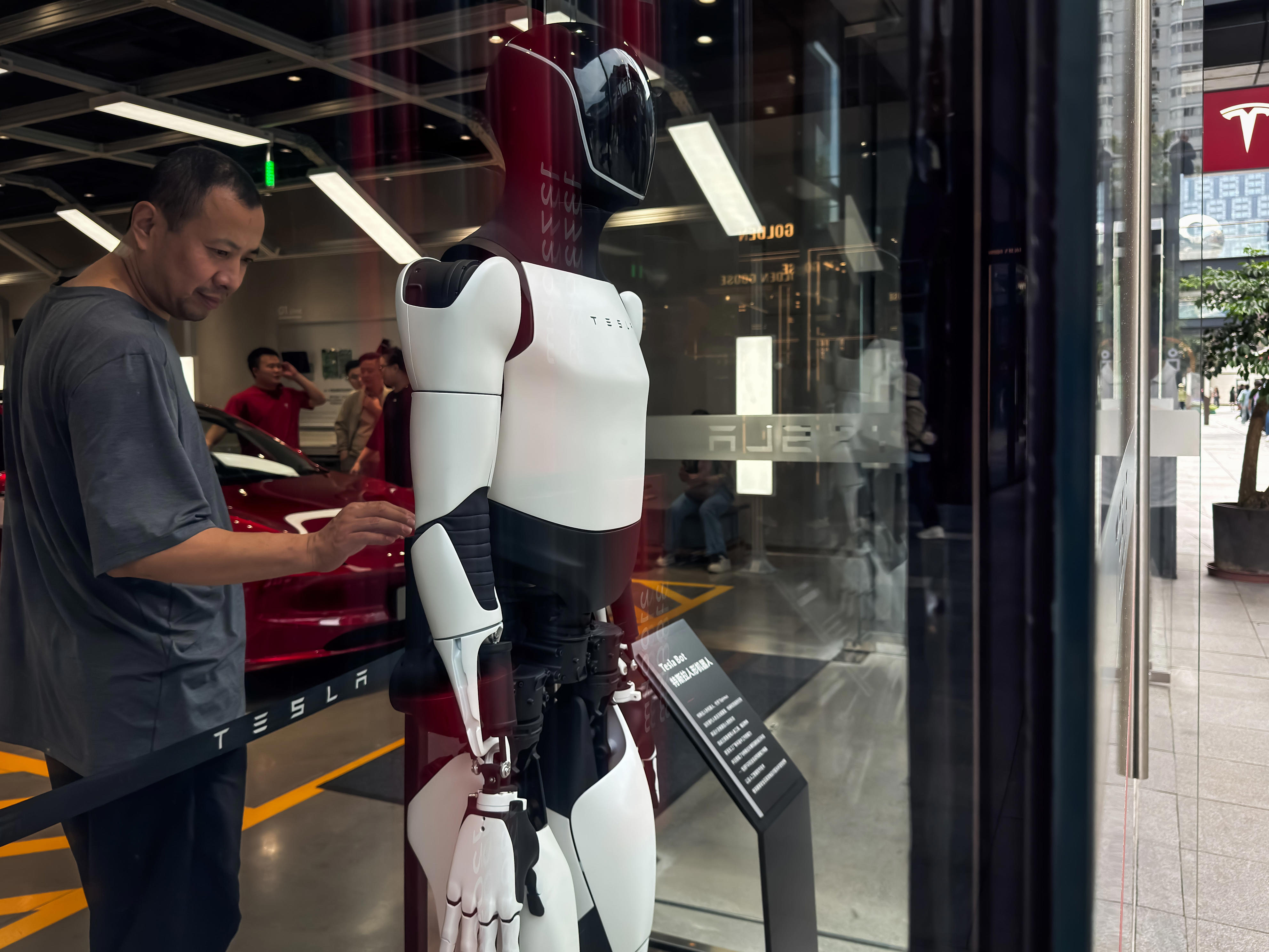 Tesla slips one-sentence disclosure of a mysterious $2 billion AI hardware acquisition into its latest filing