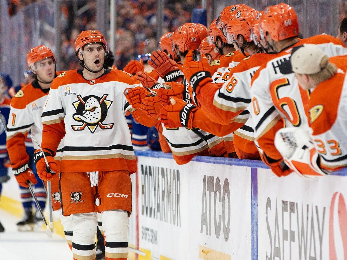 Cutter Gauthier's big bounce back night helps Ducks beat Oilers in Game 2