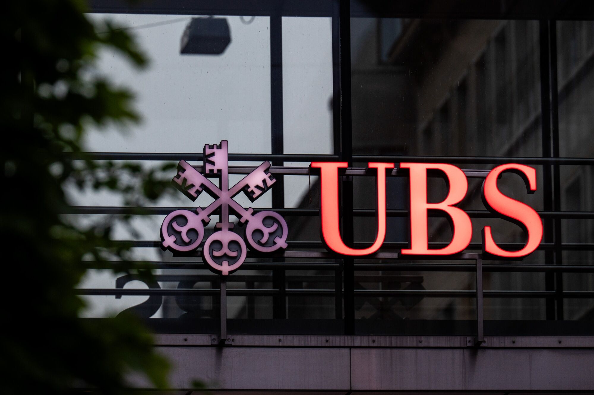 UBS says rich clients lost some interest in private credit