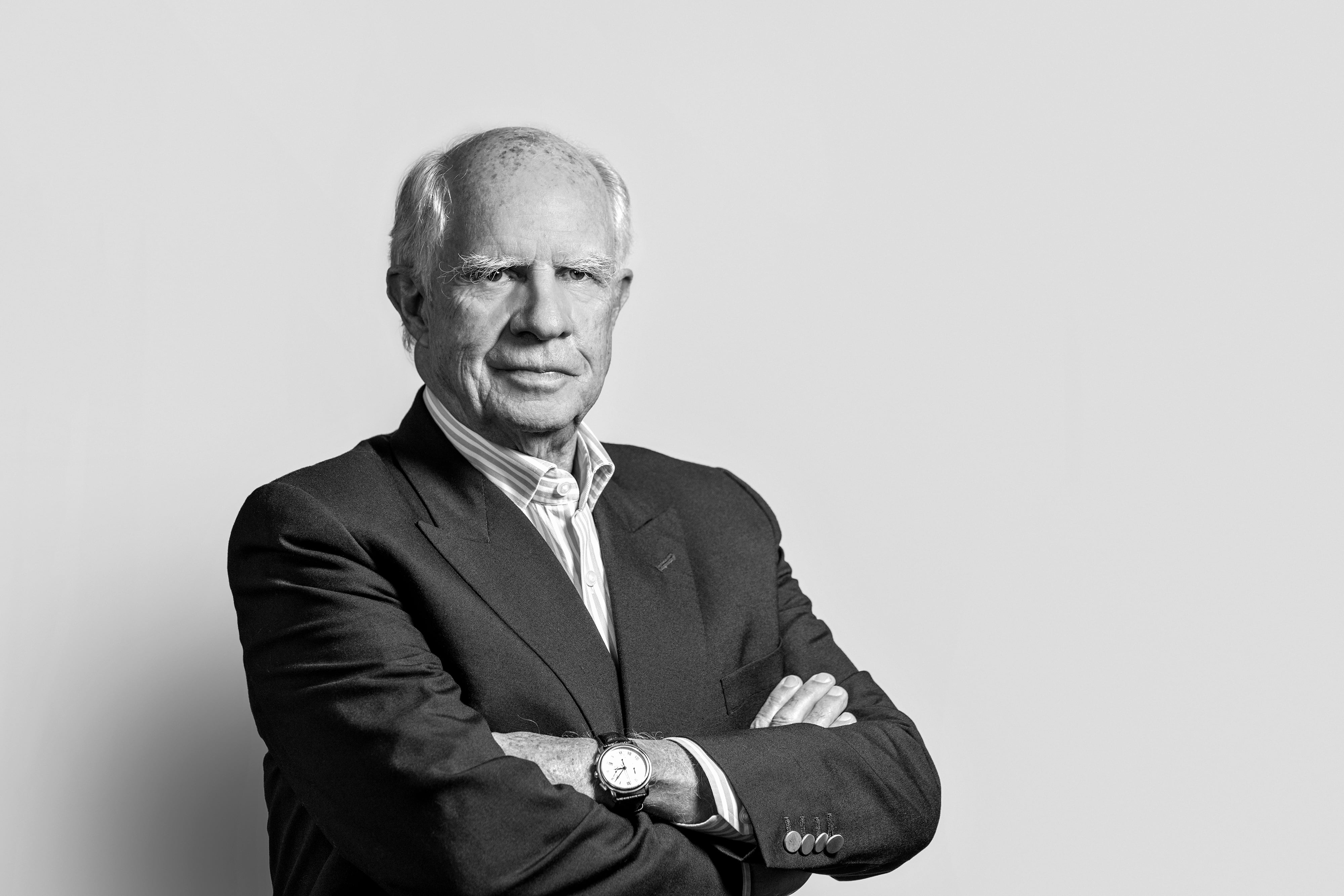 El problema no es que usen Rolex o Ferragamos