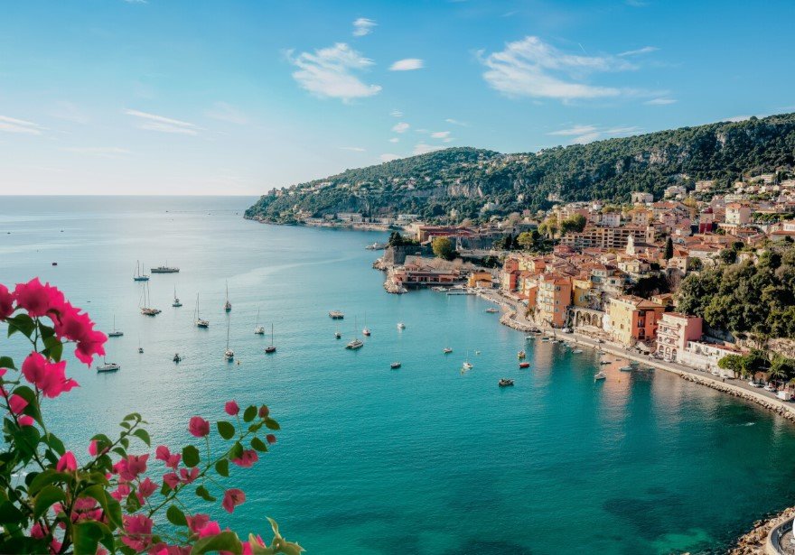 The French Riviera unveiled: your ultimate guide to coastal glamour