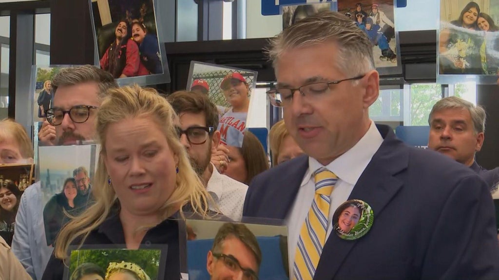 Parents of Loyola student Sheridan Gorman shot dead in Chicago vow to ...
