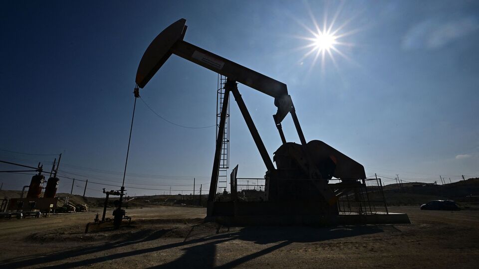 Crude oil prices surge up to 7%, extend gains to 8th day; US WTI tops ...