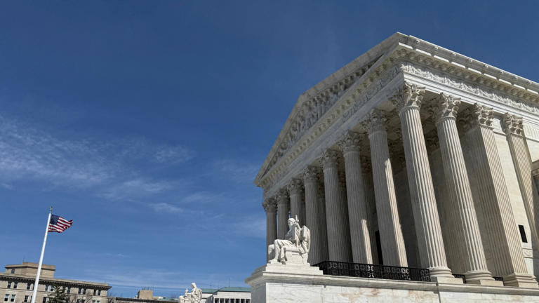 El Supremo de EEUU debilita la protección del voto de las minorías ...