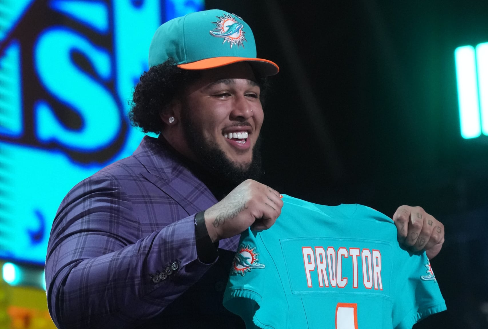 Miami Dolphins Plans for Kadyn Proctor Confirm He Was a Silly Reach at ...