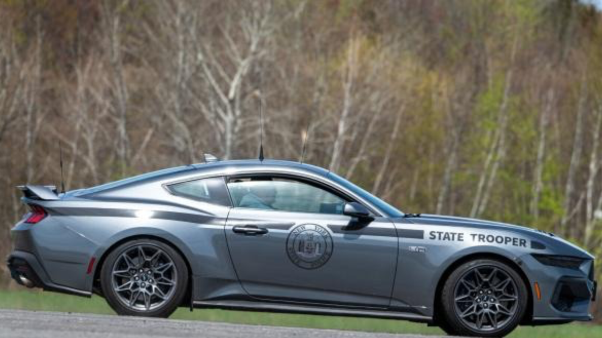 480-HP Ford Mustang GT joins police to crack down on speeders