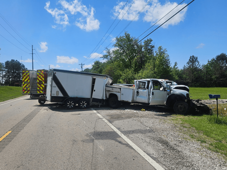 JCSO: 1 dead, 3 injured following Johnson County crash