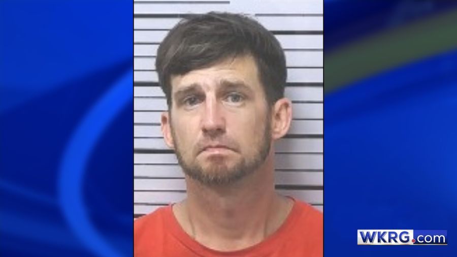 Mobile man sentenced for illegal gun possession