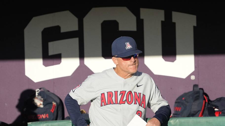 Arizona relinquishes big lead in 9th inning loss at Grand Canyon