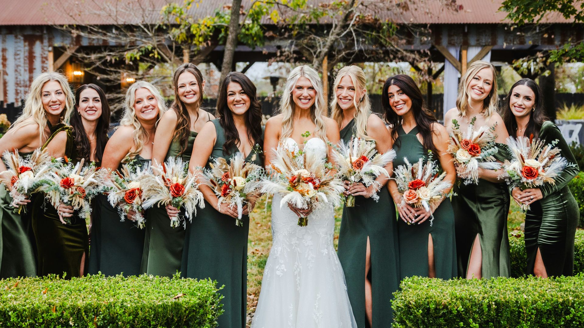 10 robes de demoiselle d’honneur qu’elles trouvent secrètement laides ...