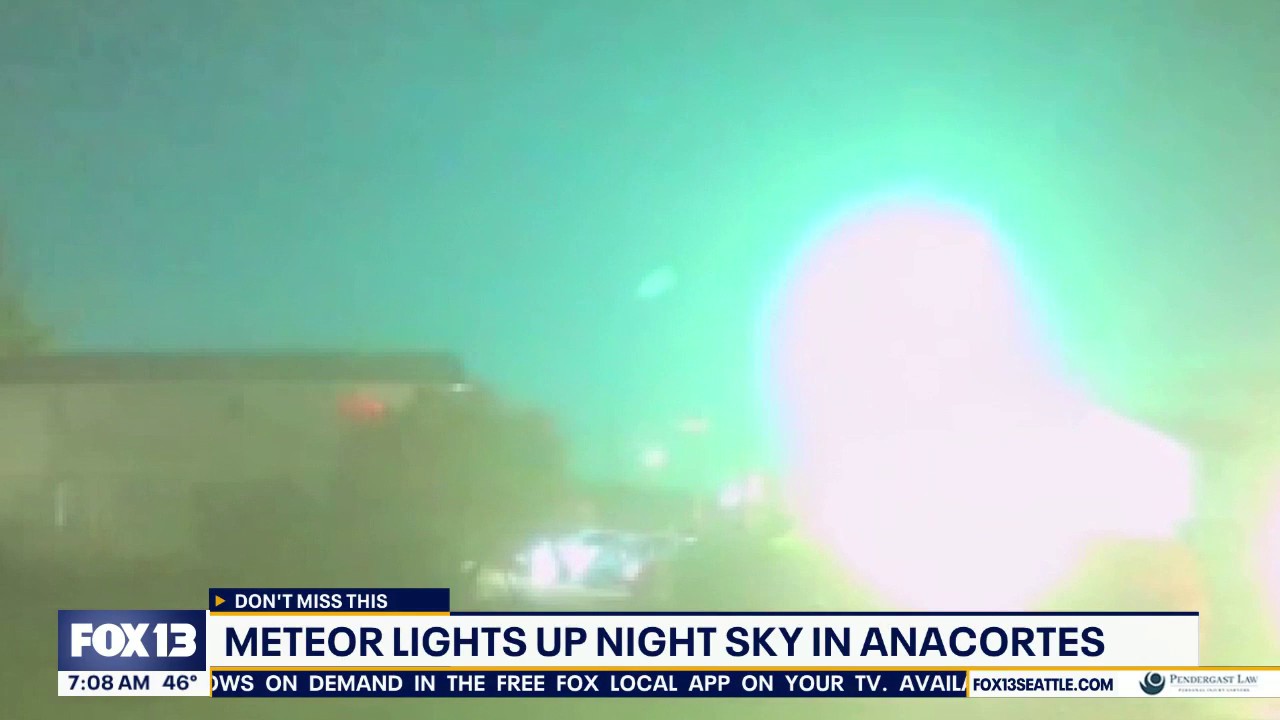 Watch: Meteor lights up night sky in Anacortes, WA