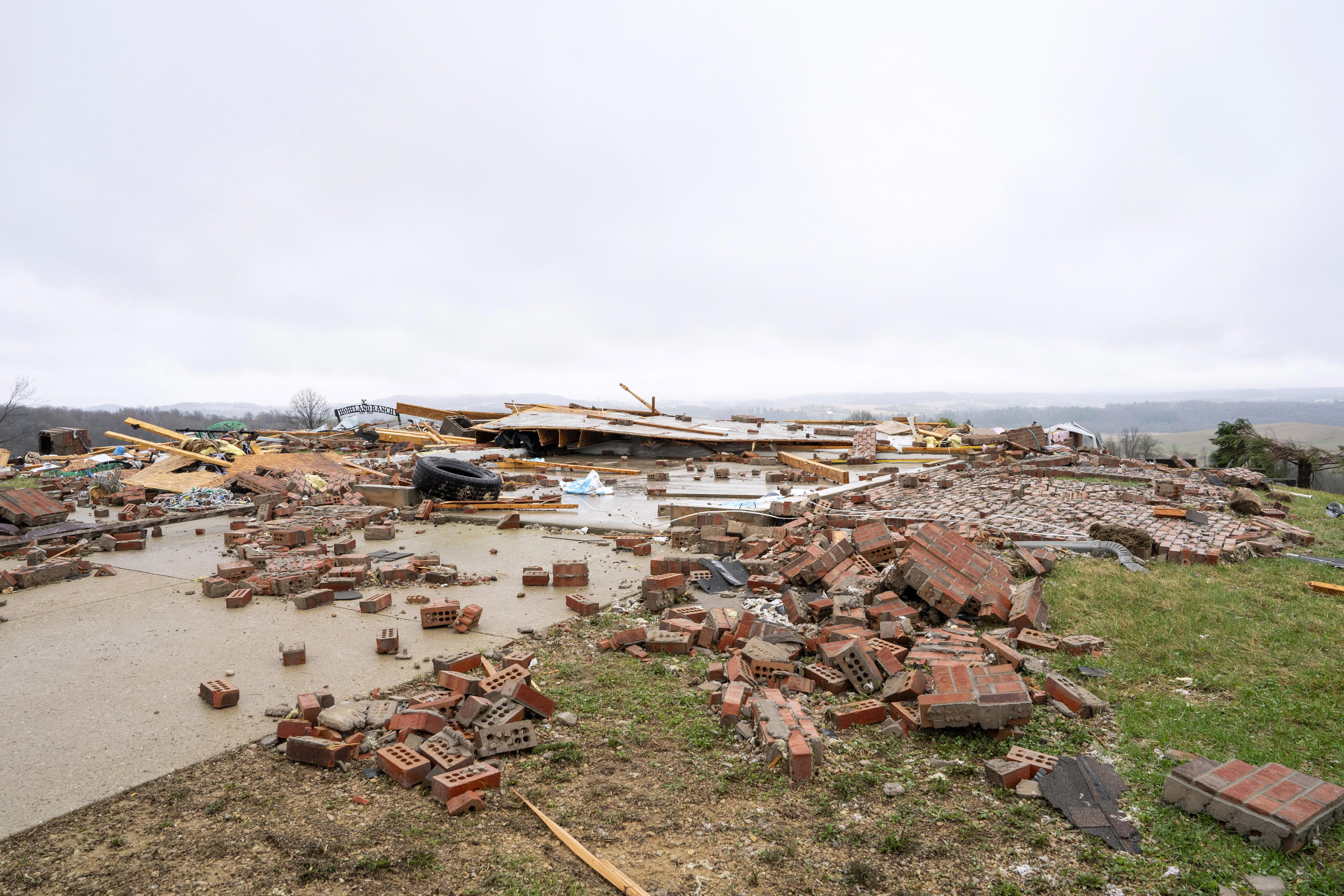 More tornadoes spawn as central US deals with sixth day of severe weather
