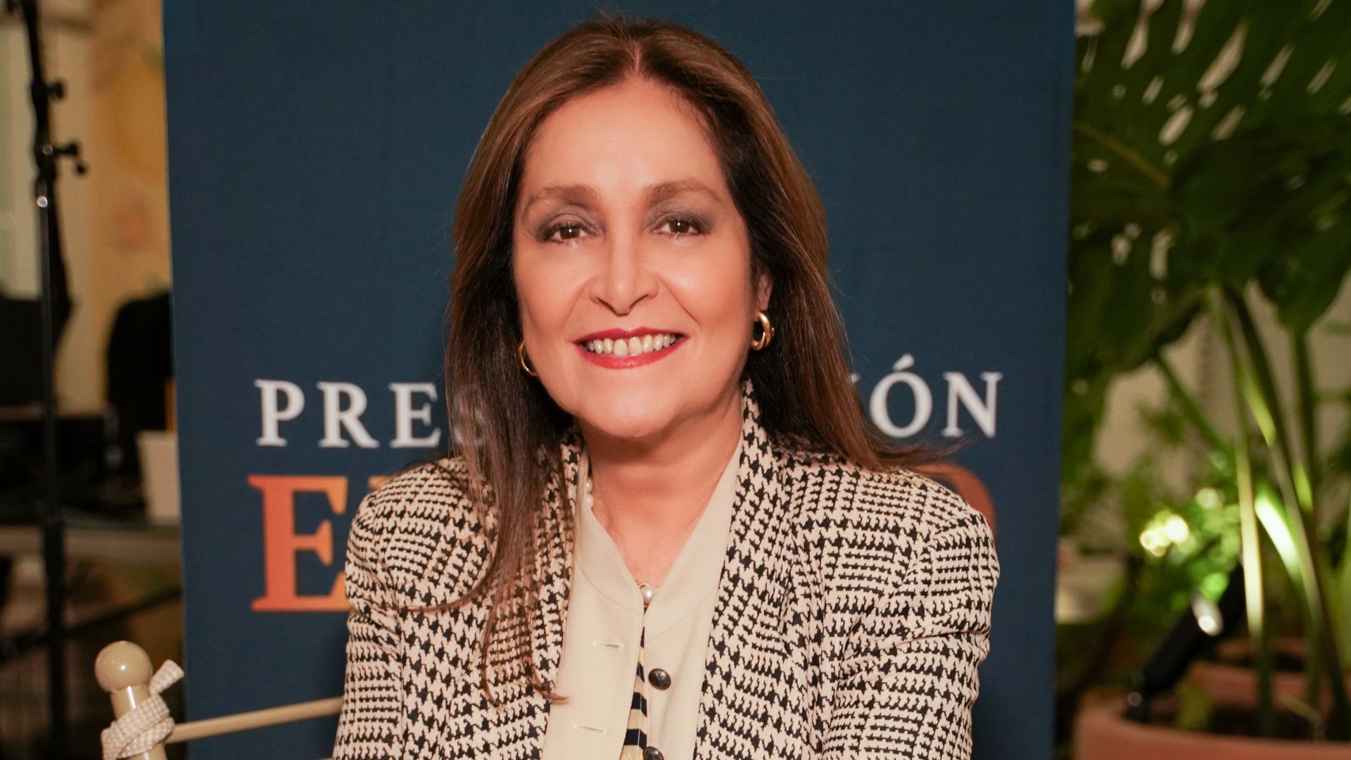 ¿Daniela Romo será abuela de José Ron en nueva telenovela? La actriz ...