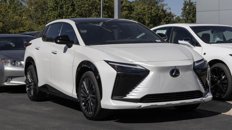 12 Lexus cars for a retiree, ranked worst to best