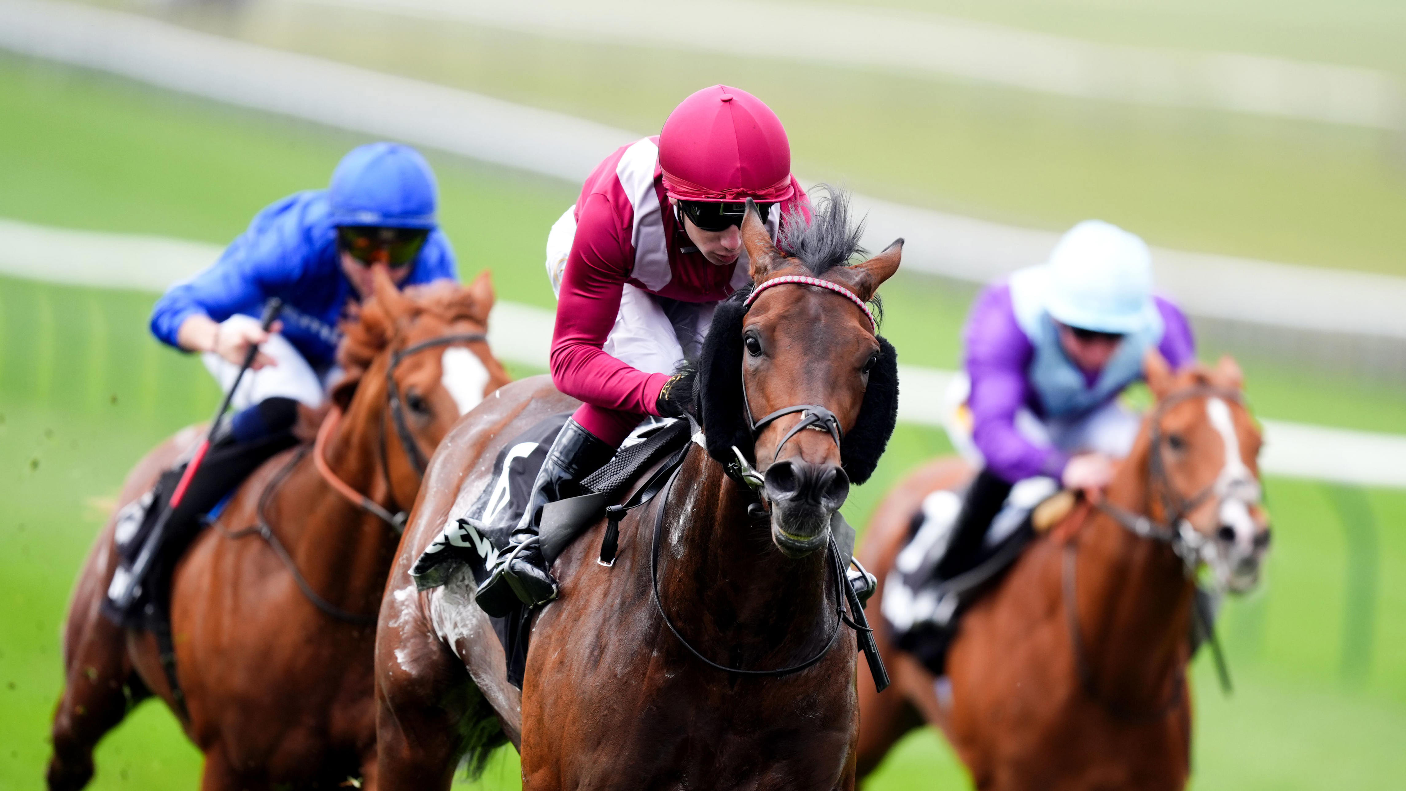 Cheekpieces backed to keep Oxagon competitive in classic mission