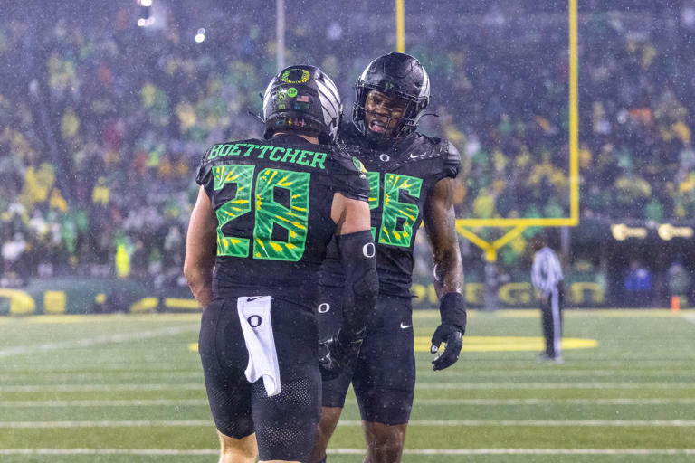5 questions facing the Oregon Ducks defense entering 2026 spring football