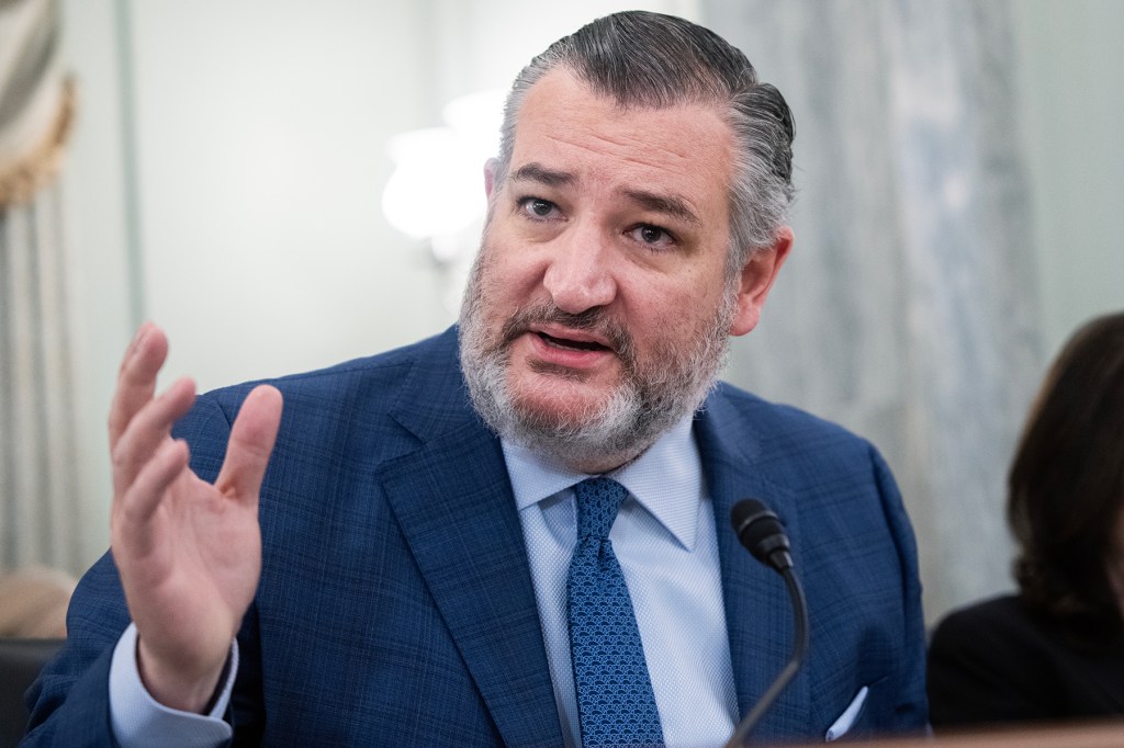 Ted Cruz bashes Trump administration, FCC for going after Jimmy Kimmel
