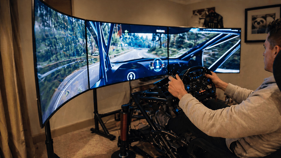 Is sim racing practice actually useful?