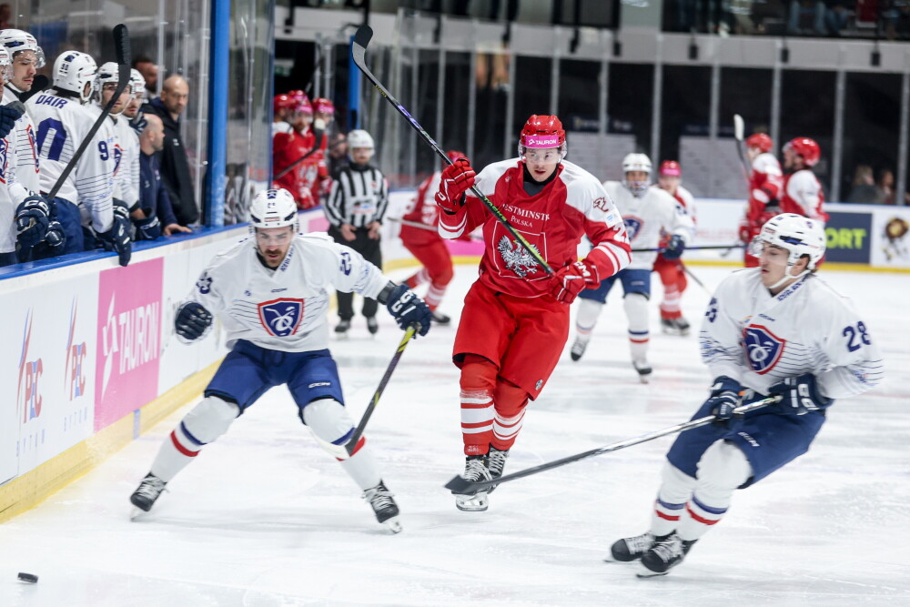 Polska – Francja 3:2 po karnych w towarzyskim meczu hokeistów