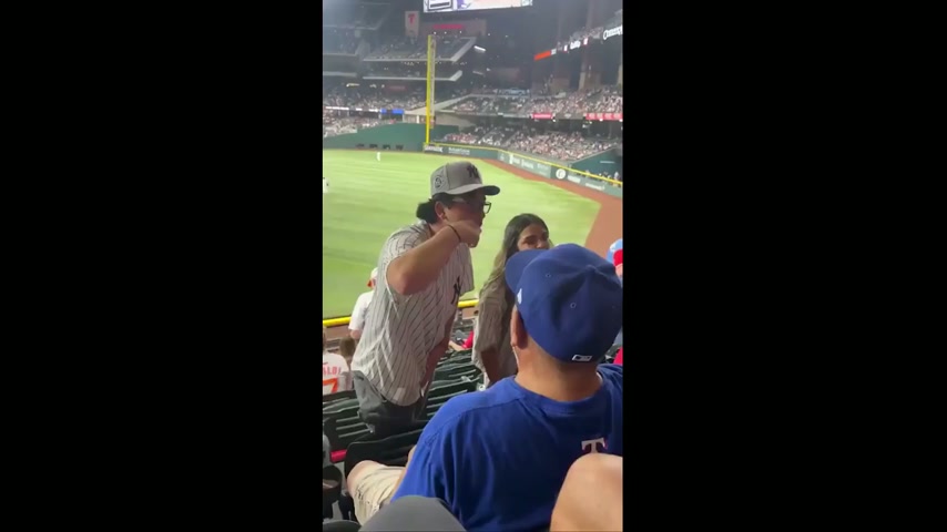 Taunting Yankees fans beaten up by Texas Rangers fans