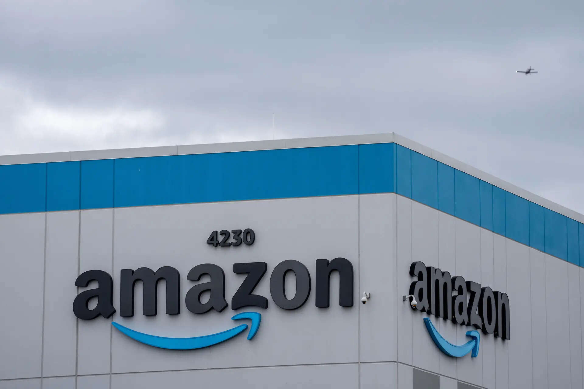 Amazon beats quarterly cloud growth estimates on strong AI demand; AWS ...