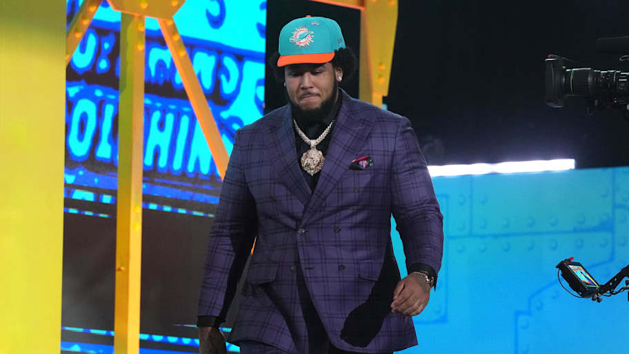 The Dolphins are making the Kadyn Proctor NFL position change many expected
