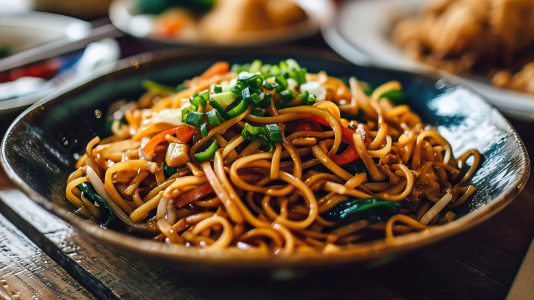 The trick to making chow mein that tastes like Chinese takeout
