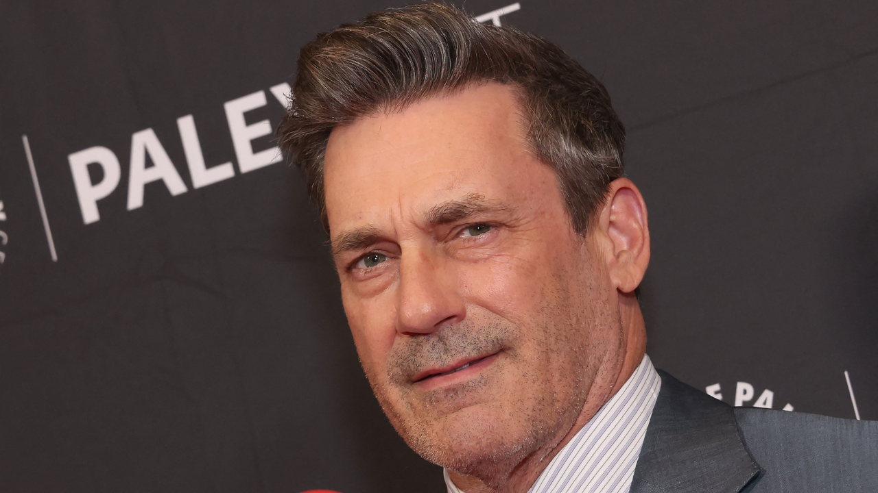 how old is jon hamm the actor - Ilustrasi 3