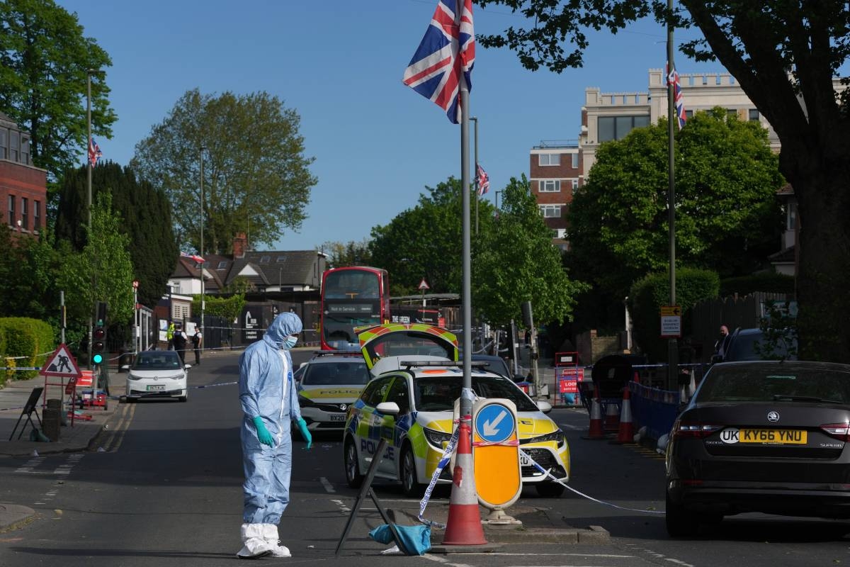 London police say stabbing of 2 Jewish men is an act of terrorism