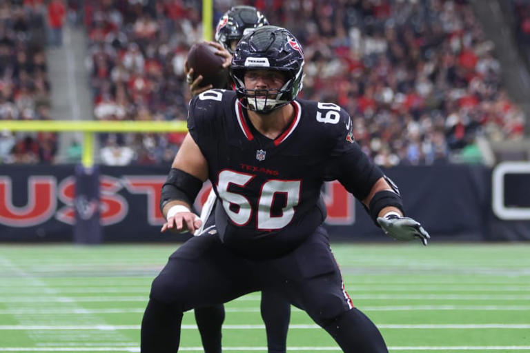 2 Baltimore Ravens trade ideas for a new center