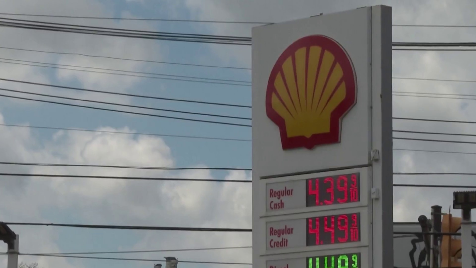 Gas prices soar to highest level of the year