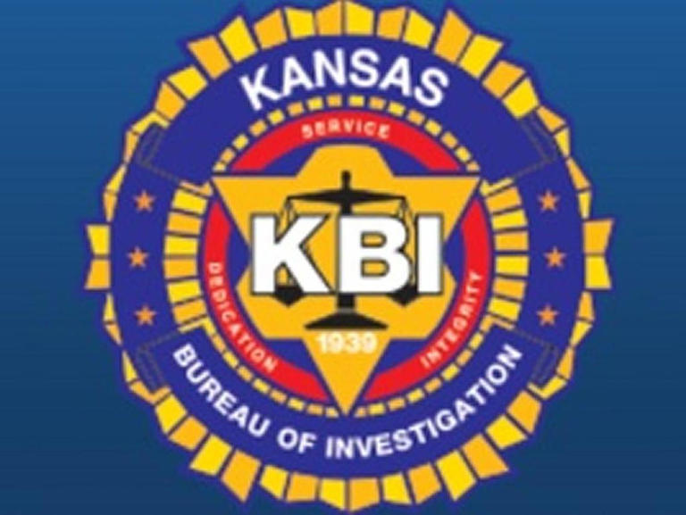 Kansas emergency dispatcher and her son arrested, accused of child abuse