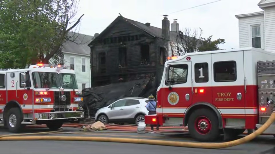 1 dead, multiple injured after fire on 5th Avenue in Troy