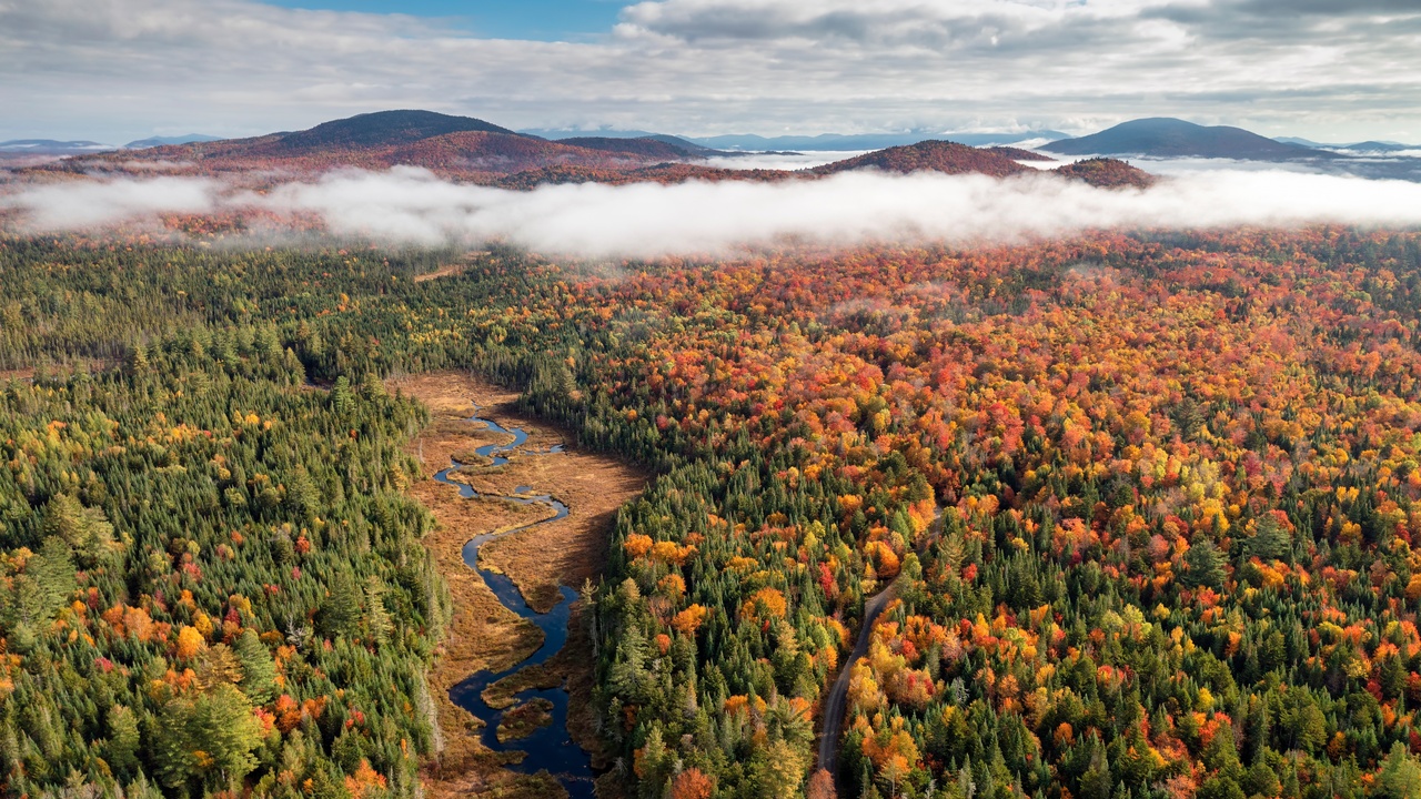 New York’s Adirondacks have 46 mountain peaks, 3,000 lakes, and almost ...