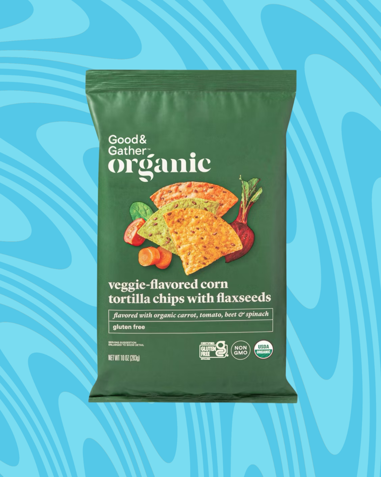 I shop at Target weekly, and these are the 21 snacks I always throw in ...