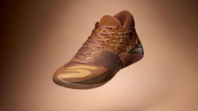 How Julius Randle and Skechers saddled up for Western Conference playoffs