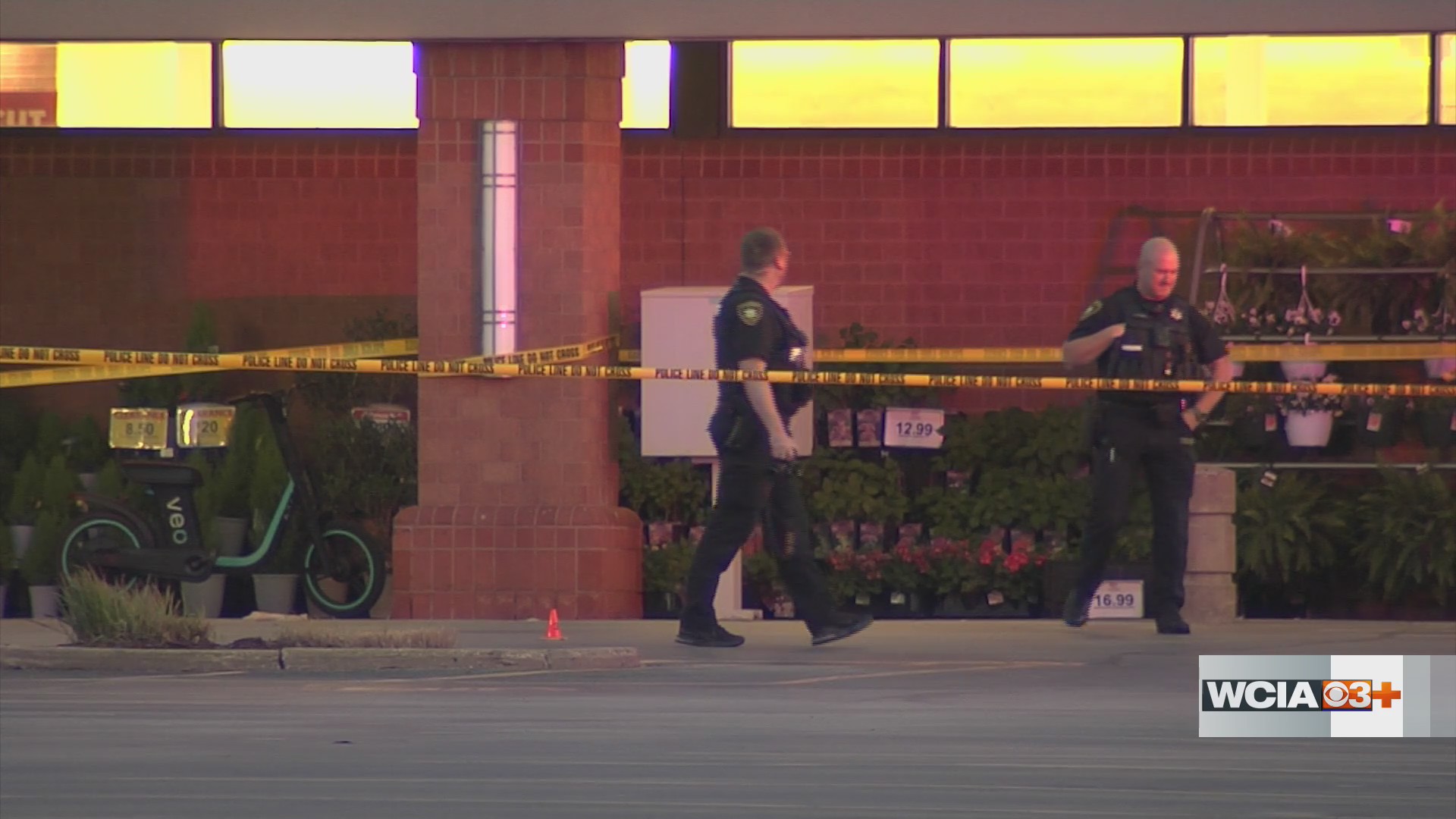 Business leader reacts, police search for suspect after teen shot in ...