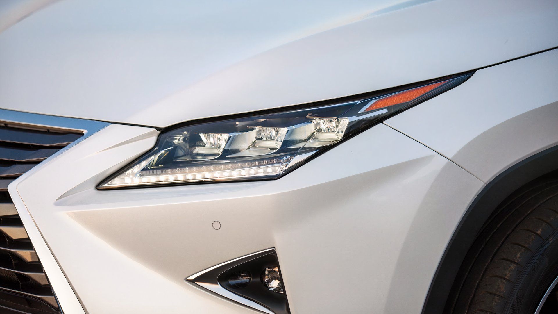 Lexus RX 350: The affordable luxury SUV option